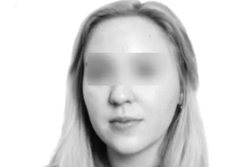 Вышедшая замуж в этом году 25-летняя учительница Евгения Кравченко погибла при ракетном обстреле Белгородской области Вышедшая замуж в этом году 25-летняя учительница Евгения Кравченко погибла при ракетном обстреле Белгородской области