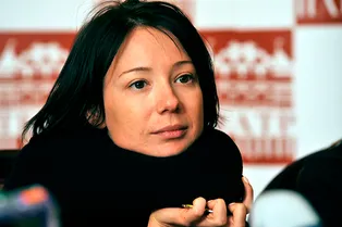 Чулпан Хаматова призналась, что в юности пыталась покончить с собой Чулпан Хаматова призналась, что в юности пыталась покончить с собой