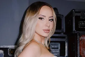 «Вы устанете искать во мне провал»: Анну Асти отреагировала на критику своего пения на концерте