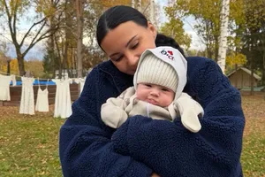 «Как маленькая кукла!»: Оксана Самойлова показала дочь брата