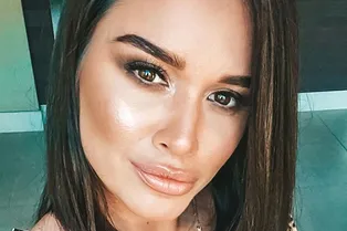 «Ты секси, мурашки по коже!»: Ксения Бородина в тесном платье поразила мужчин «Ты секси, мурашки по коже!»: Ксения Бородина в тесном платье поразила мужчин