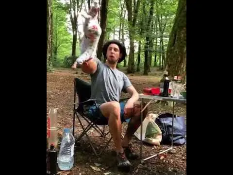 Нажми и смотри
