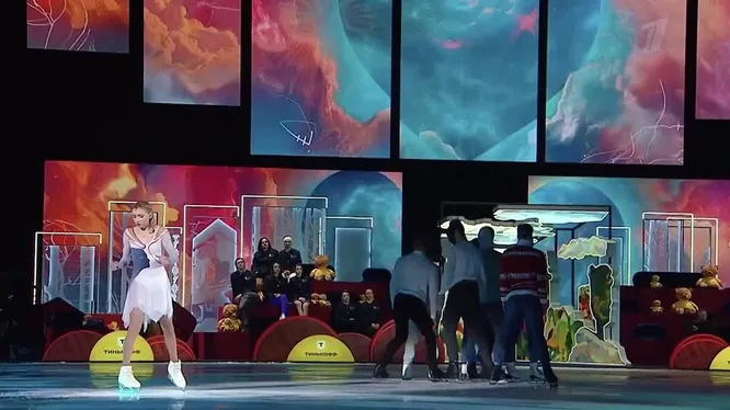 Нажми и смотри