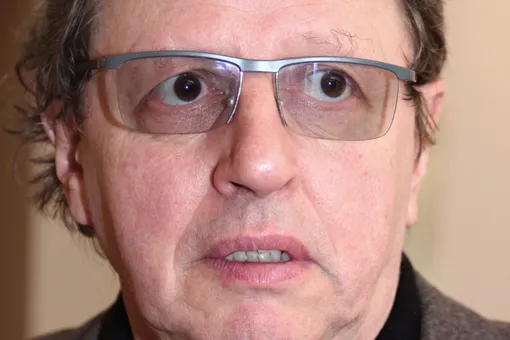 «Страшно одному под обстрелами»: Михаил Ширвиндт рассказал, как выжил в Дубае «Страшно одному под обстрелами»: Михаил Ширвиндт рассказал, как выжил в Дубае