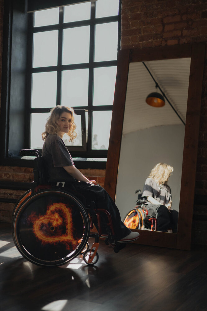 “I can’t be cured, but I can be loved”: how a 21-year-old girl with SMA lives “I can’t be cured, but I can be loved”: how a 21-year-old girl with SMA lives