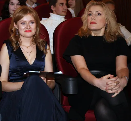 Анна Шукшина и ее мама Мария