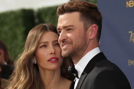 Джессика Бил разочарована действиями супруга