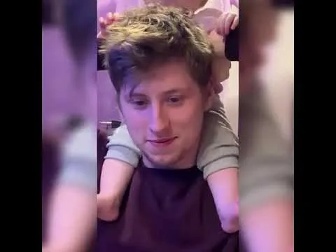 Нажми и смотри