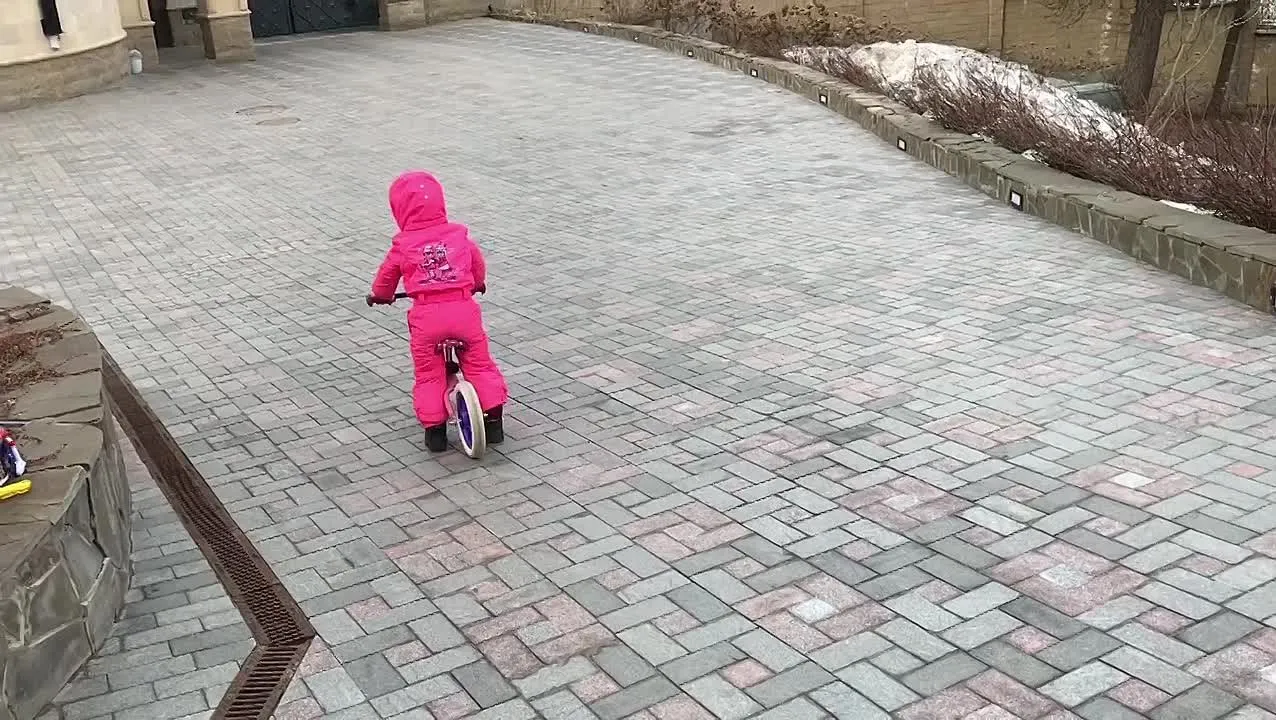 Нажми и смотри