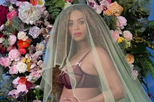 Вот это новость! Бейонсе беременна и ждет двойню Вот это новость! Бейонсе беременна и ждет двойню