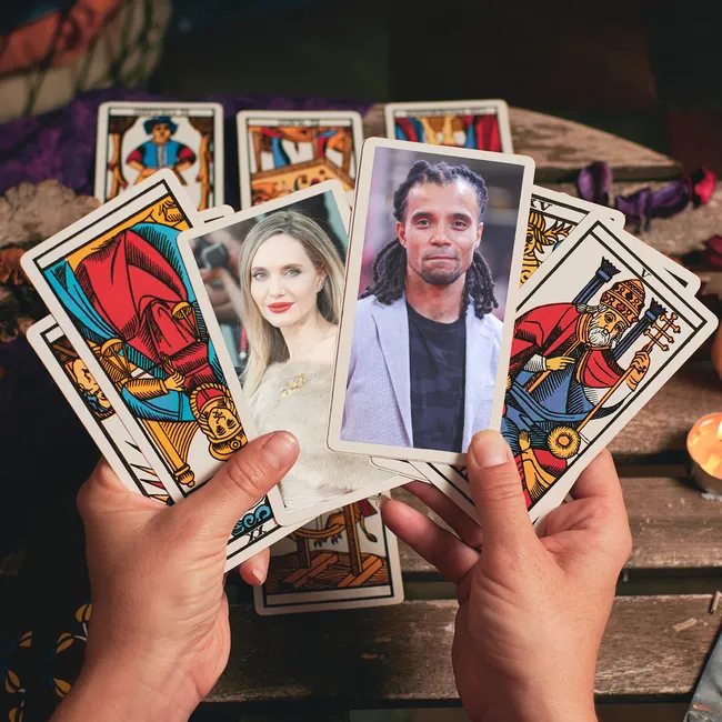 Анджелина Джоли и рэпер Akala — у них правда роман? Отвечают карты Таро