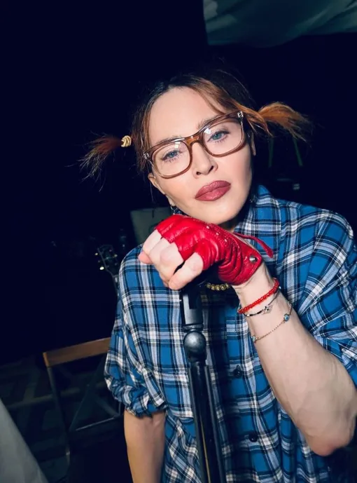 Мадонна избавилась от наращенных волос