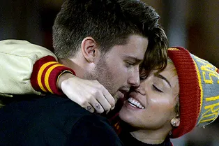 Майли Сайрус не приглянулась Марии Шрайвер