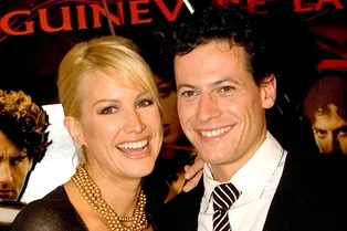 Запретили приближаться и ругать: актер «Титаника» Йоан Гриффит одержал победу в суде над бывшей женой