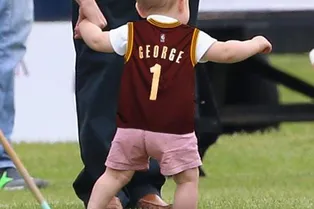 Принц Джордж обновил подарок «Короля Джеймса»