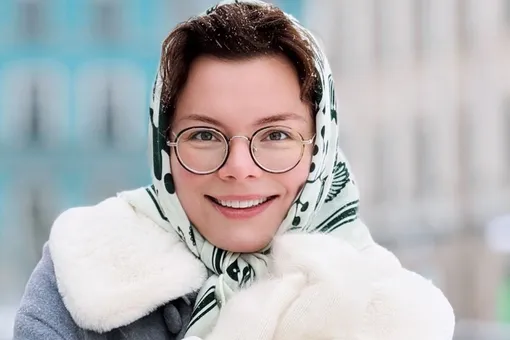 «Мне разорвали сердце. Надеюсь этот нелюдь ответит»: жена Петросяна расплакалась и обругала худрука Театра Сатиры «Мне разорвали сердце. Надеюсь этот нелюдь ответит»: жена Петросяна расплакалась и обругала худрука Театра Сатиры