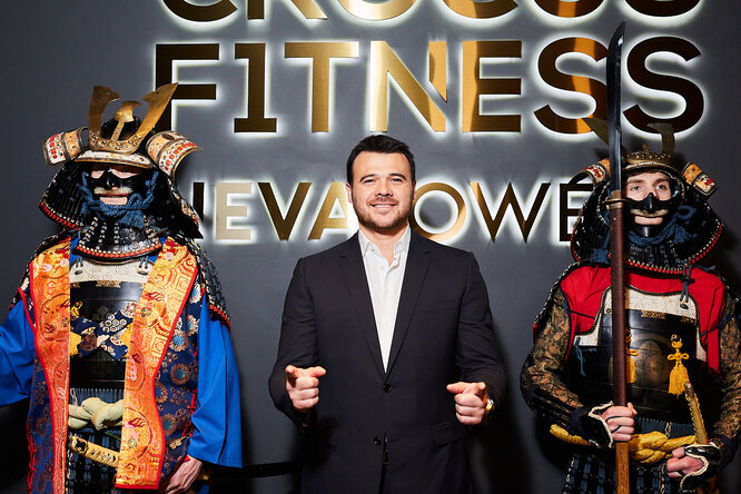Эмин Агаларов, Айза и другие гости на открытии Crocus Fitness Neva Towers Эмин Агаларов, Айза и другие гости на открытии Crocus Fitness Neva Towers