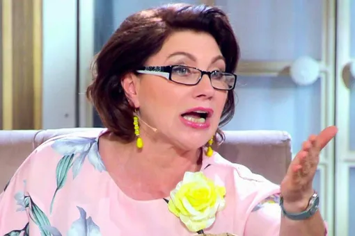 «Восстановление будет не быстрым»: Роза Сябитова после сложной операции вернулась на шоу «Давай поженимся!» «Восстановление будет не быстрым»: Роза Сябитова после сложной операции вернулась на шоу «Давай поженимся!»