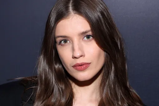 Анна Чиповская прощается в театре с умершей в 67 лет мамой: фото, видео Анна Чиповская прощается в театре с умершей в 67 лет мамой: фото, видео