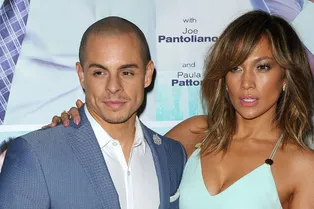 По слухам, Дженнифер Лопес и Каспер Смарт расстались в ходе подготовки к свадьбе По слухам, Дженнифер Лопес и Каспер Смарт расстались в ходе подготовки к свадьбе