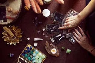 Персональный расклад Таро: выбери карту и узнай свой прогноз на неделю с 16 по 23 декабря