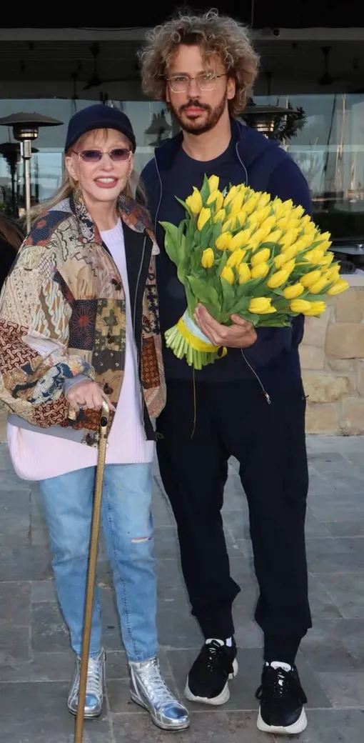 Алла Пугачева встретила мужа на Кипре