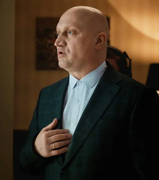 Гоша Куценко в комедийном сериале «Губернатор» Гоша Куценко в комедийном сериале «Губернатор»