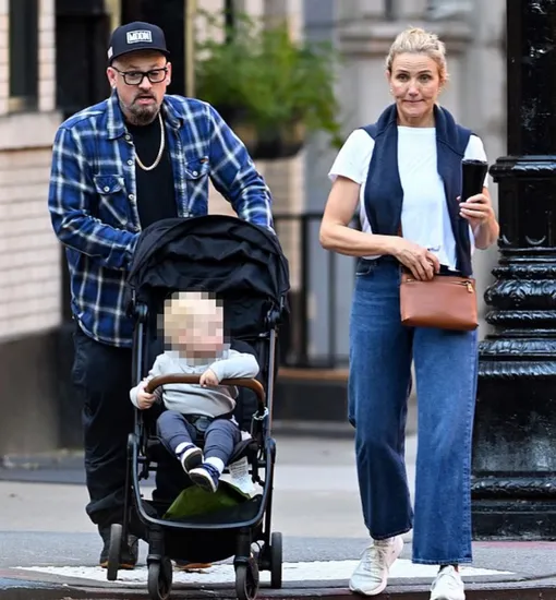 Бенджи Мэдден и Кэмерон Диаз с сыном Кардиналом