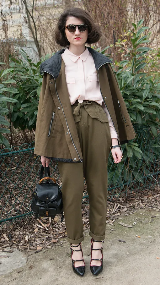 образы девушки с рюкзаком