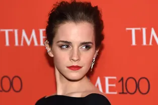 Эмма Уотсон продвигает идеи феминизма в мире моды