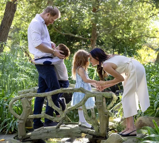 Герцоги Сассекские с детьми