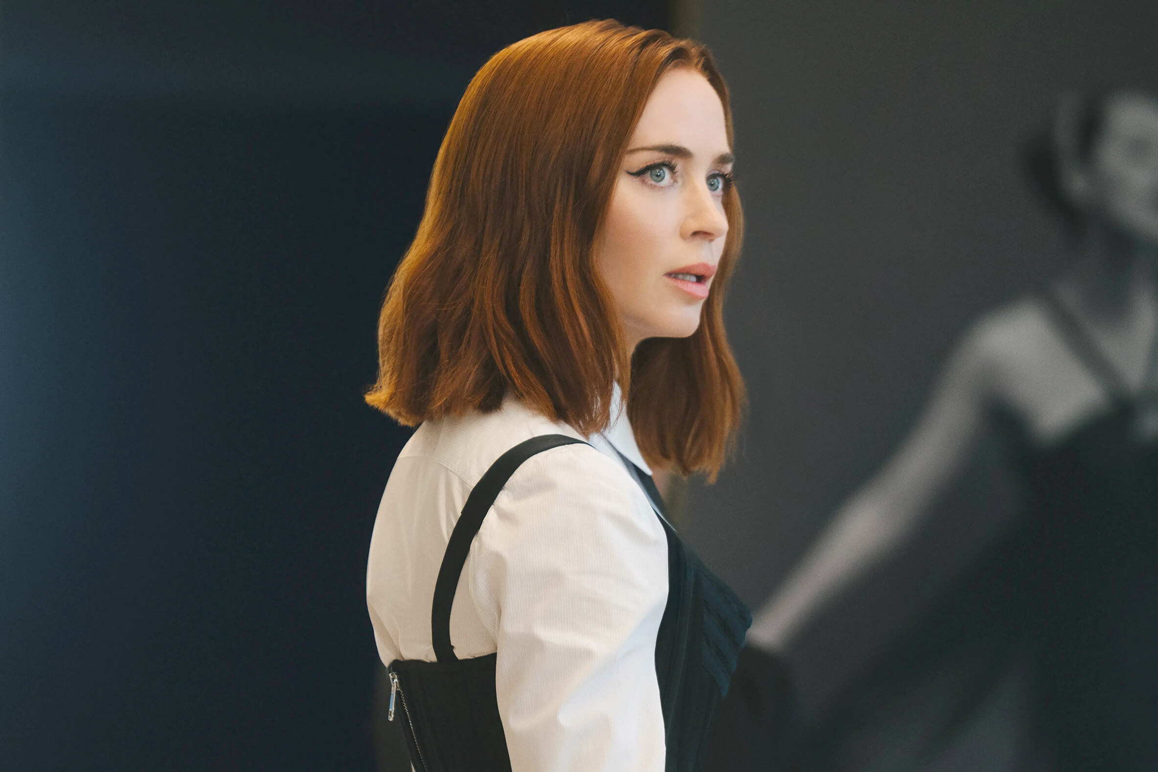 Подводка Эмили: этот макияж глаз из «Дьявол носит Prada 2» сделает тебя неотразимой летом-2026