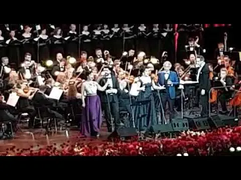 Нажми и смотри