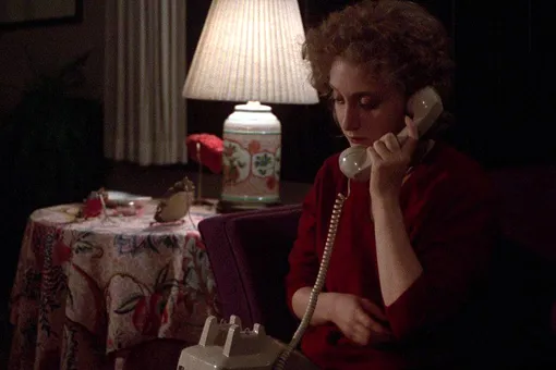 Когда звонит незнакомец( 1979)