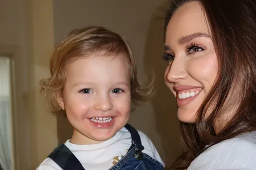 10 умилительных фото — Анастасия Костенко поздравила младшего сына с днем рождения 10 умилительных фото — Анастасия Костенко поздравила младшего сына с днем рождения