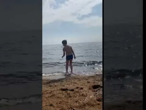 Нажми и смотри