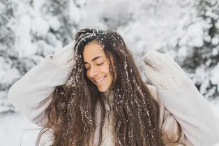 Самый сезон: как отрастить здоровые и красивые волосы до конца зимы