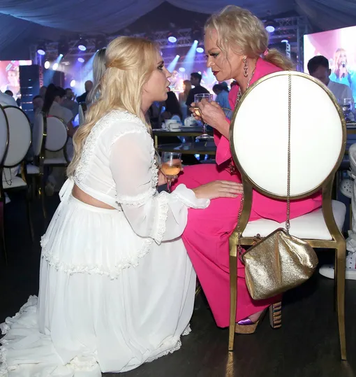 Пелагея выступит вместо Ларисы Долиной