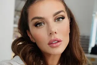 «Изменяют красивым и богатым»: Анна Седокова высказалась о мужской неверности «Изменяют красивым и богатым»: Анна Седокова высказалась о мужской неверности