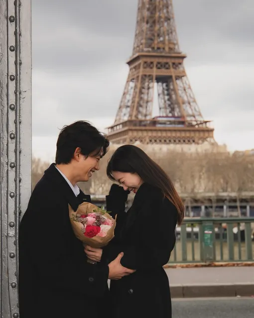 До утечки фото Ок Тэкён предпочитал скрывать личность возлюбленной