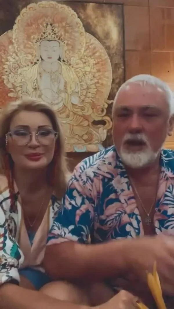 Нажми и смотри