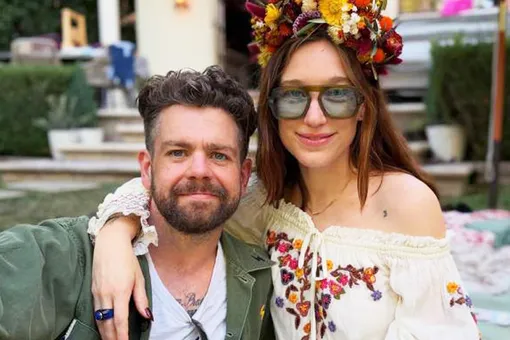 Сын Оззи Осборна с женой назвали новорожденную дочь в честь умершего рок-музыканта Сын Оззи Осборна с женой назвали новорожденную дочь в честь умершего рок-музыканта