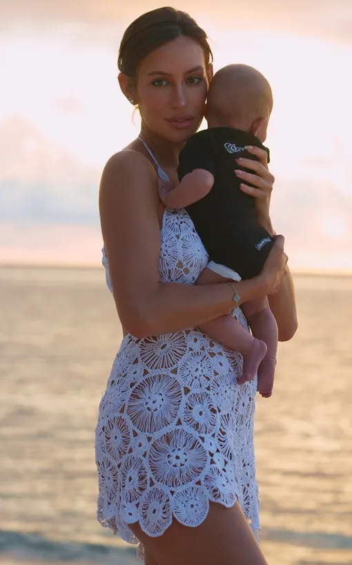 Валентина Иванова с дочерью на отдыхе