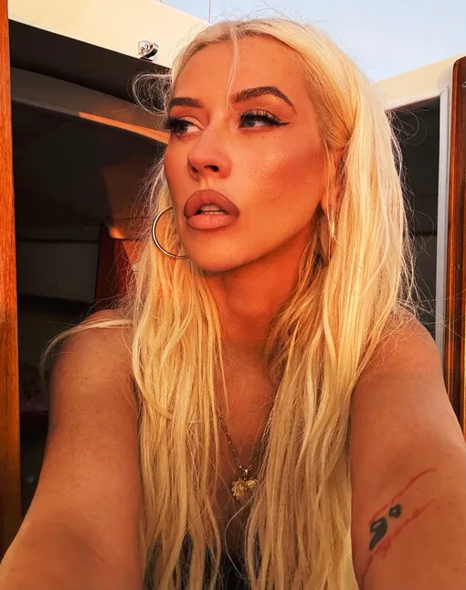 Кристина Агилера отдохнула с семьей