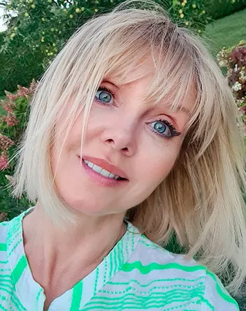 В битве блондинки против брюнеток Валерия явно останется на светлой стороне блондинка после брюнетка фото