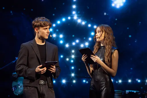 Ваня Дмитриенко и Аня Пересильд, Полина Гагарина, Ирина Тонева на концертах и ярмарках: светский дайджест Ваня Дмитриенко и Аня Пересильд, Полина Гагарина, Ирина Тонева на концертах и ярмарках: светский дайджест