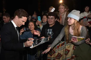 Бенедикт Камбербэтч раскритиковал фанаток за грубость Бенедикт Камбербэтч раскритиковал фанаток за грубость