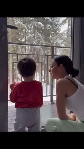 Нажми и смотри