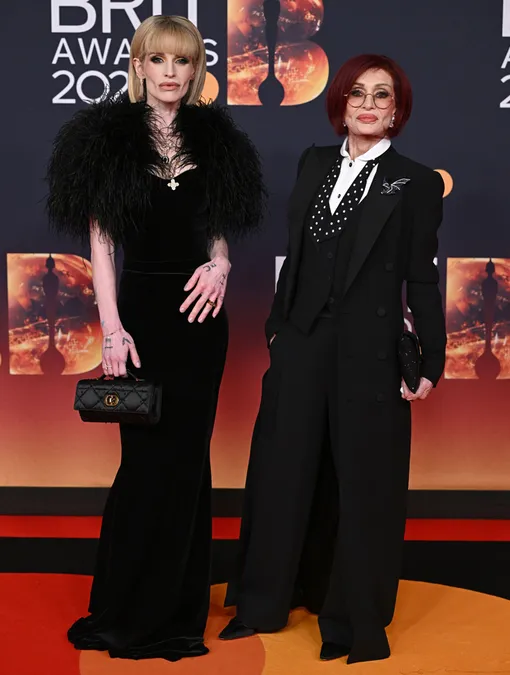 Дочь и вдова Оззи Осборна на Brit Awards