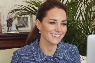 «Лицо моложе, фигура стройнее!»: Кейт Миддлтон на видео восхитила британок «Лицо моложе, фигура стройнее!»: Кейт Миддлтон на видео восхитила британок
